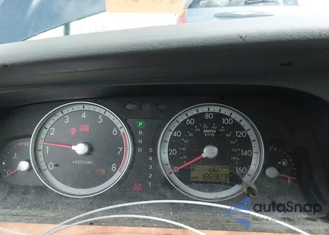 2004 Kia Amanti from USA, damaged, VIN KNALD124X45026831